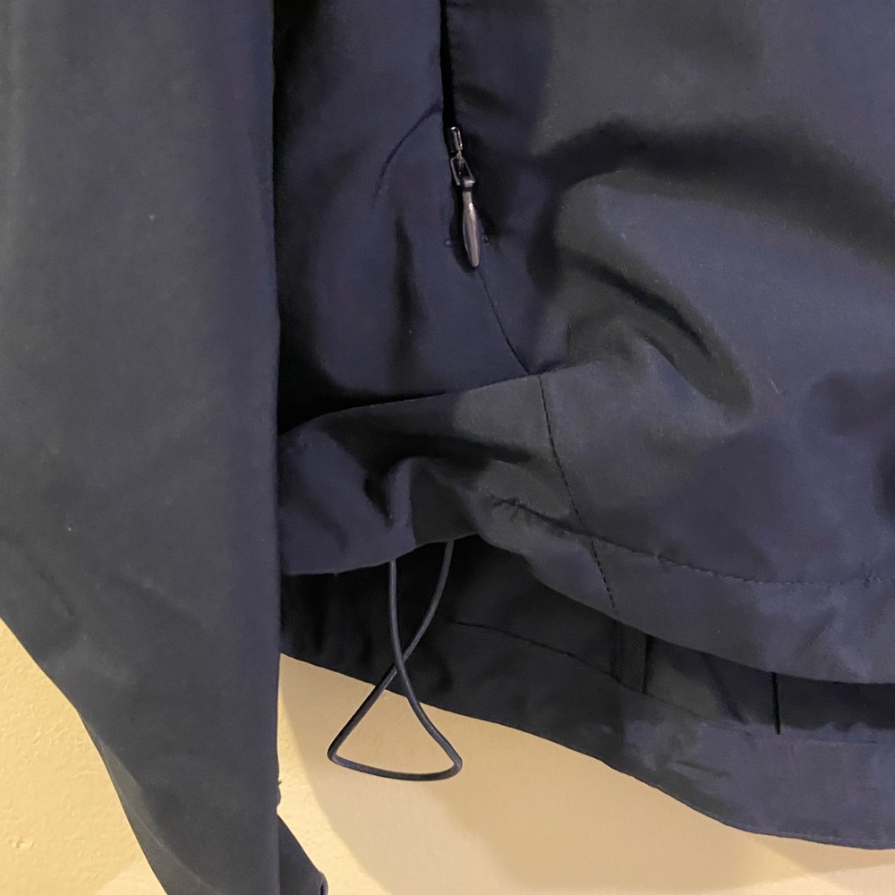 Nike jacket - Picture 3 of 3